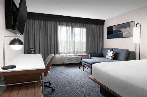 Courtyard by Marriott Portland Tigard in Tigard