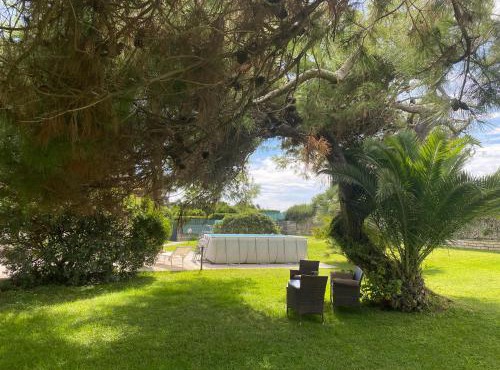Comfortable and spacious villa - Baia Domizia in Baia Domizia