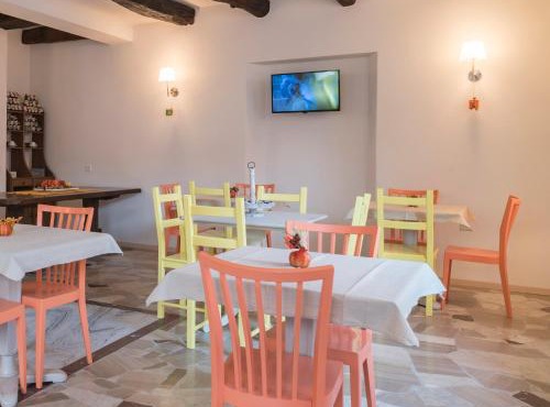 Chery Bed & Breakfast in Riva San Vitale