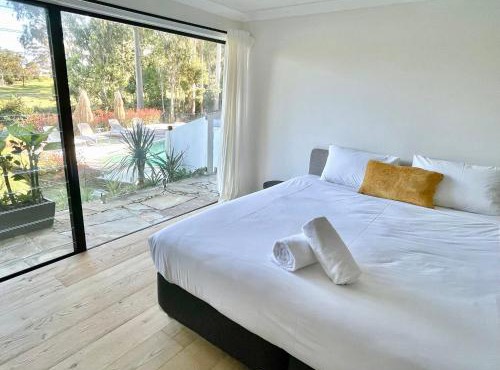Coral villa in Byron Bay