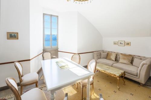Antique apartment in the XV century Castle in Clarens