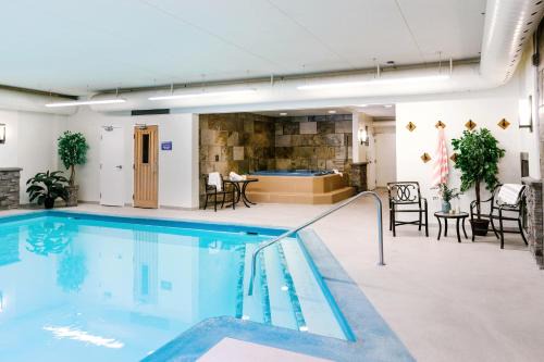 Lobstick Lodge 